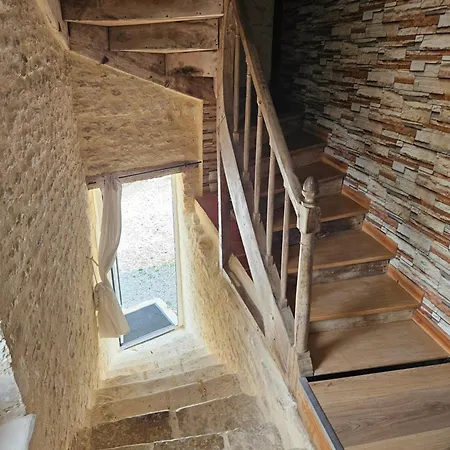 Maison De Bourg Au Calme, Proche Du Futuroscope Сasa de vacaciones